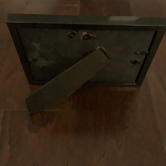 Room Essentials 3 pack of 5x7 inch black frames - Picture 4 of 5